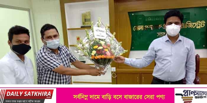 সাতক্ষীরার নবাগত ডিসি‘র সাথে বিসিক‘র উপ-ব্যবস্থাপকের শুভেচ্ছা বিনিময়