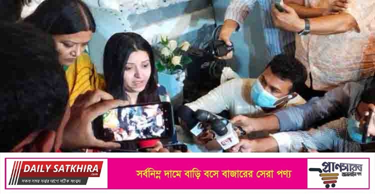 অবশেষে পরীমণির লিখিত অভিযোগ নিল পুলিশ