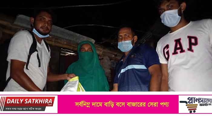 লাবসায় সাবেক ছাত্রলীগ নেতার খাদ্য ও স্বাস্থ্য সুরক্ষা সামগ্রী বিতরণ