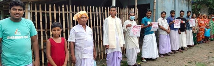 আশাশুনিতে মূর্তি উদ্ধার ও দোষীদের শাস্তির দাবিতে মানববন্ধন