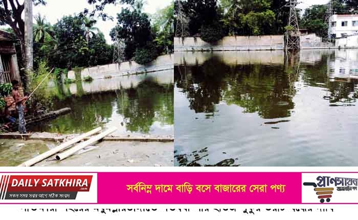 সাতক্ষীরা শহরের মধুমল্লারডাঙ্গীতে শতবর্ষী পুকুর ভরাট বন্ধের দাবি