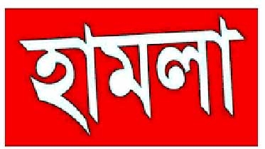 কেঁড়াগাছীতে আনারস প্রতীকের প্রচার গাড়ি লুট