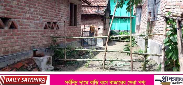 কলারোয়ায় নির্বাচনে হেরে রাস্তা আটকে দিলেন মেম্বর প্রার্থী!