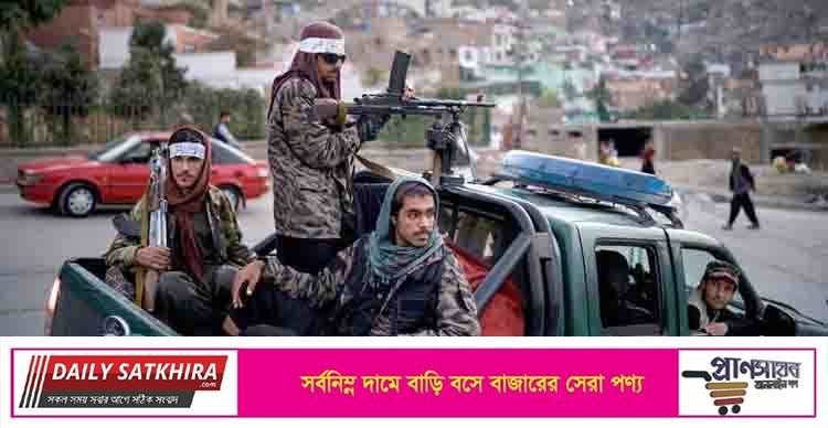 ৪ অপহরণকারীর লাশ প্রকাশ্যে ঝুলিয়েছে তালেবান