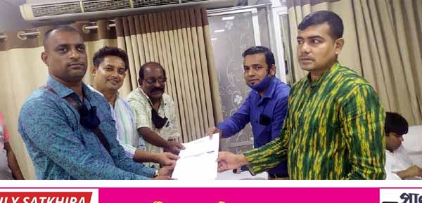 আ’লীগের মনোনয়ন ফরম জমা দিলেন যুবলীগ নেতা বাবু