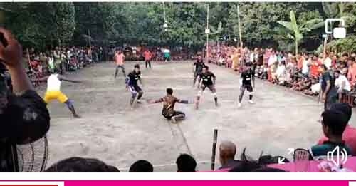 সাতক্ষীরার আগরদাড়ি তে ৮ দলীয় দাড়িয়াবাধা খেলা অনুষ্ঠিত