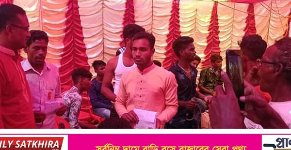 কালিগঞ্জে স্বতন্ত্র চেয়ারম্যান প্রার্থীর পথ সভা