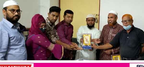 স্বপ্নসিঁড়ির উদ্যোগে দুই শিক্ষককে সংবর্ধনা