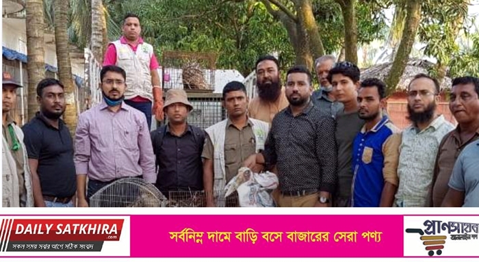 সাতক্ষীরায় ‘মোজাফফর গার্ডেন’ এ বনবিভাগের অভিযানে ৫৯ বন্যপ্রাণি জব্দ