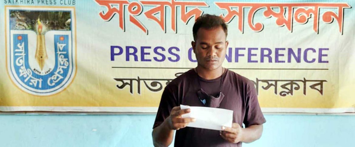 সাতক্ষীরায় পরোকিয়ায় ঘরছাড়া স্ত্রীর কাছ থেকে নগদ টাকাসহ শিশু সন্তান উদ্ধারের দাবি