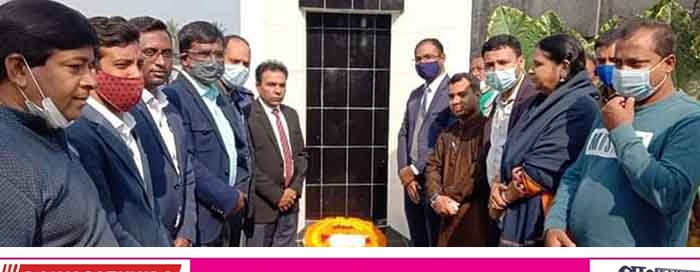 কালিগঞ্জে শহীদ বুদ্ধিজীবী দিবসে পুস্পমাল্য অপর্ণ