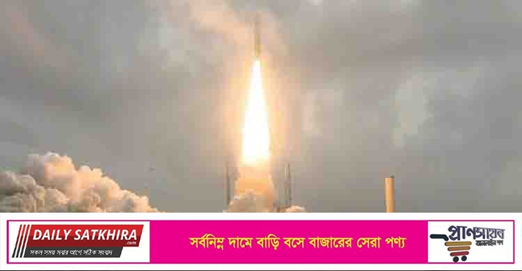 মহাকাশে বিশ্বের সবচেয়ে শক্তিশালী টেলিস্কোপের যাত্রা শুরু