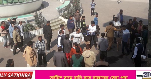 দু’গ্রুপেরসংঘর্ষে সাতক্ষীরা জেলা বিএনপি’র প্রস্তুতি সভাপণ্ড