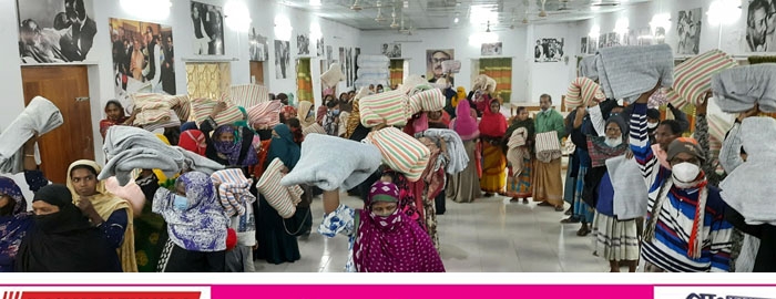 সাতক্ষীরায় অন্ধ ও ভূমিহীন ব্যক্তিদের মাঝে শীতবস্ত্র বিতরণ