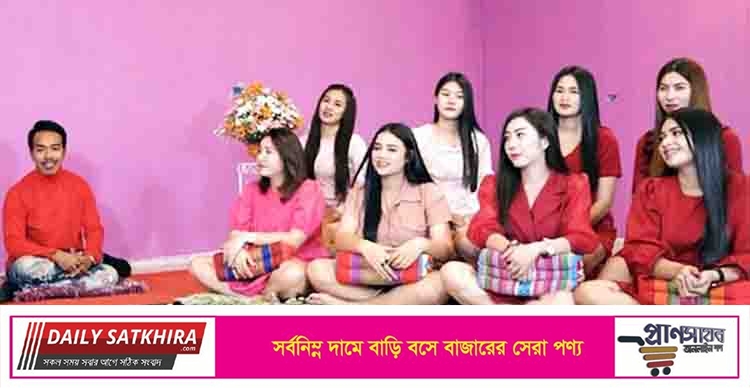 একসঙ্গে ৮ বউ নিয়ে একই ছাদের তলায় সংসার