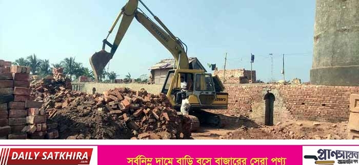 সাতক্ষীরায় ২টি ইটভাটায় ৮ লক্ষ টাকা জরিমানা