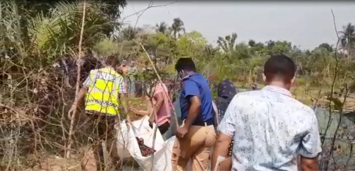 সাতক্ষীরা কলারোয়ায় কুলবাগানের পানির ড্রেন থেকে স্কুলছাত্রীর মরদেহ উদ্ধার