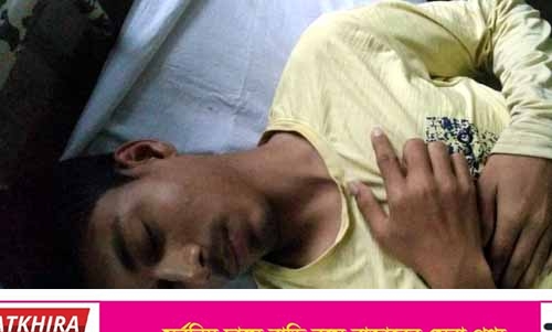 দেবহাটায় তুচ্ছ ঘটনাকে কেন্দ্র করে মারপিট : থানায় অভিযোগ