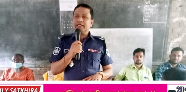 আশাশুনির গুনাকরকাটি হাইস্কুলে বিশেষ ক্লাস 