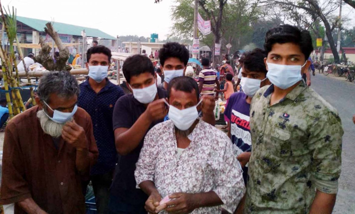 ভুরুলিয়া ইউনিয়ন ছাত্রদলের মাক্স বিতরণ