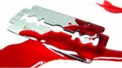 পরকীয়া সন্দেহে সাতক্ষীরায় স্বামীর পুরুষ অঙ্গ কেটে দিয়েছে প্রথম স্ত্রী