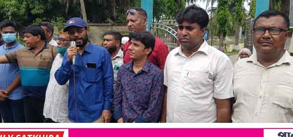 সাতক্ষীরা পাউবোতে সাংবাদিকে মারপিট : সাংবাদিকদের অবস্থান কর্মসূচি