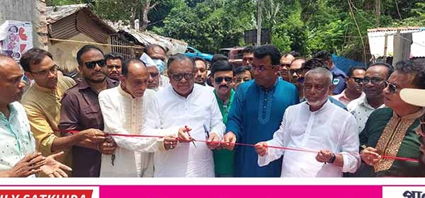 দেবহাটায় বিভিন্ন উন্নয়ন প্রকল্প উদ্বোধন করলেন এমপি রুহুল