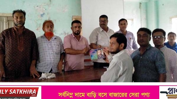 বুধহাটায় গ্রাম ডাক্তারদের কনফারেন্স অনুষ্ঠিত