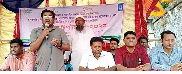 শ্যামনগরে সাম্প্রদায়িক সম্প্রতি ফুটবল টুর্ণামেন্ট অনুষ্ঠিত