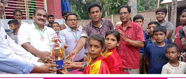 সাতক্ষীরায় বঙ্গমাতা ফুটবল কাপ টুর্নামেন্ট: চ্যাম্পিয়ন বকচরা সরকারি প্রাথমিক বিদ্যালয়
