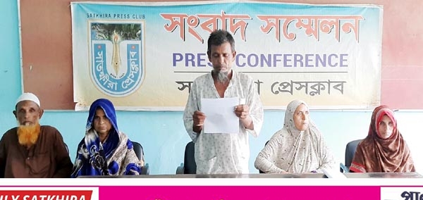 আশাশুনির আনুলিয়ায় ইউপি মেম্বর শহীদুল কর্তৃক অসহায় দিন মজুরের পৈত্রিক সম্পত্তি জবর দখল