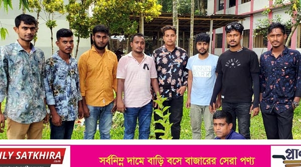 বঙ্গমাতার জন্ম বার্ষিকীতে সিটি কলেজে ছাত্রলীগের বৃক্ষরোপন কর্মসূচি
