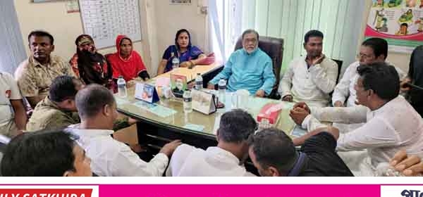 আশাশুনিতে নজরুল ইসলামের গণসংযোগ