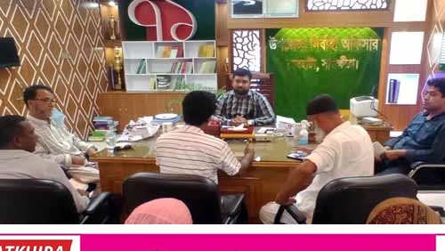 দেবহাটায় চিকিৎসায় রেফারেল কার্ড প্রদানে সভা