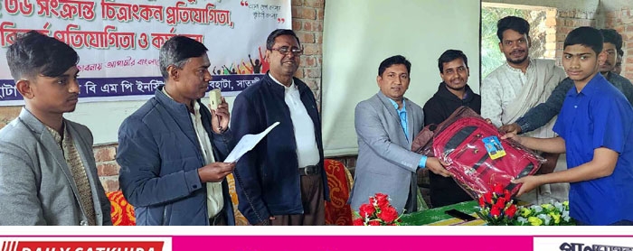 দেবহাটায় তারুণ্যের উৎসবে মেধাবী শিক্ষার্থীদের শিক্ষা সামগ্রি বিতরণ ইউএনওর