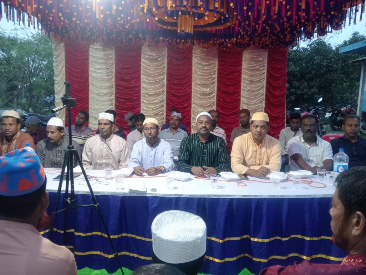 ঝিটকী কৃষক দলের ইফতার ও দোয়া মাহফিল