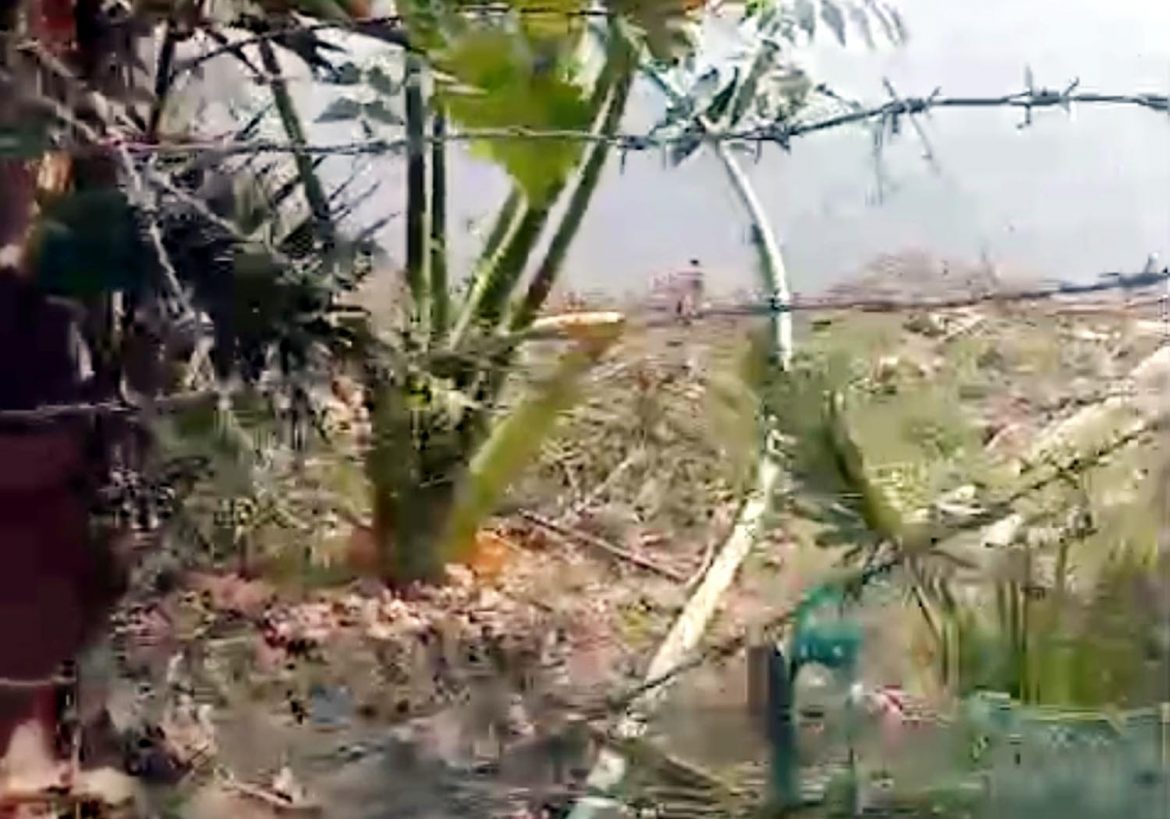 শ্যামনগরের সরকারী দিঘির পানি পাইপ লাইন স্থাপন করে ব্যক্তিস্বার্থে ব্যবহারের অভিযোগ