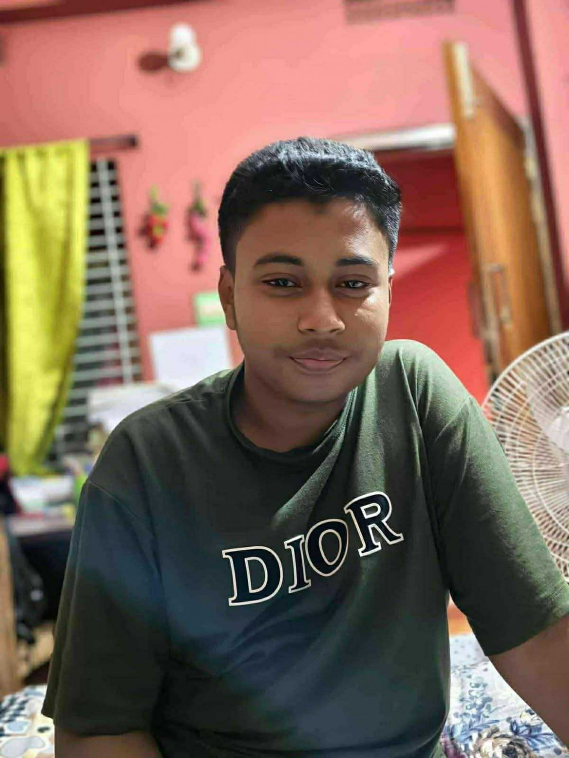 সাতক্ষীরায় সড়ক দুর্ঘটনায় স্কুল ছাত্রের মৃত্যু