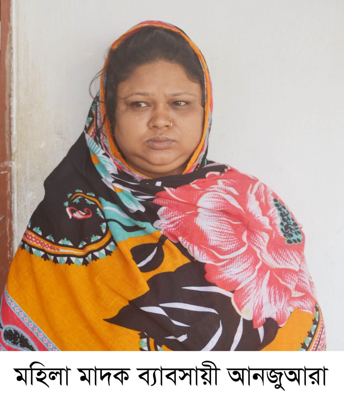 সাতক্ষীরায় যৌথবাহিনির অভিযানে অস্ত্র-মাদকসহ তিনজন আটক