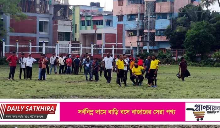 কর্তৃপক্ষের অবহেলায় আন্ত:স্কুল ফুটবল সেমিফাইনালে মারপিট : প্রশ্নবিদ্ধ নিরাপত্তা ব্যবস্থা