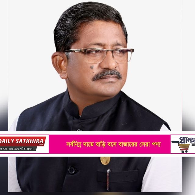 সাতক্ষীরা-০১ আসন থেকে স্বতন্ত্র প্রার্থী হিসেবে আ’লীগ নেতা মুজিবের মনোনয়ন জমা