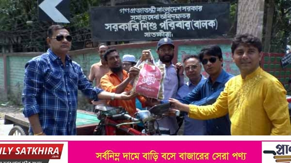 ভালোবাসার একযুগ এতিম শিশুদের হাসি আর ভ্যানচালকদের পাশে যমুনা টেলিভিশন