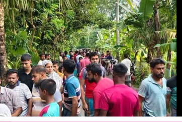 কালিগঞ্জে পোল্ট্রি বহনকারী গাড়ির ধাক্কায় শিশুর মৃত্যু
