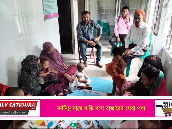 দেবহাটায় শিশুদের প্রারম্ভিক বিকাশে খেলাভিত্তিক সেশন পরিদর্শন